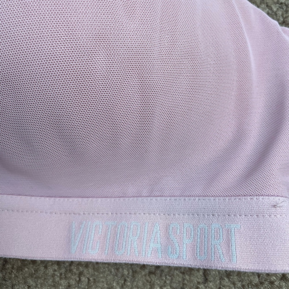 Lightweight by Victoria’s Secret Sports Bra 34C - Picture 11 of 14